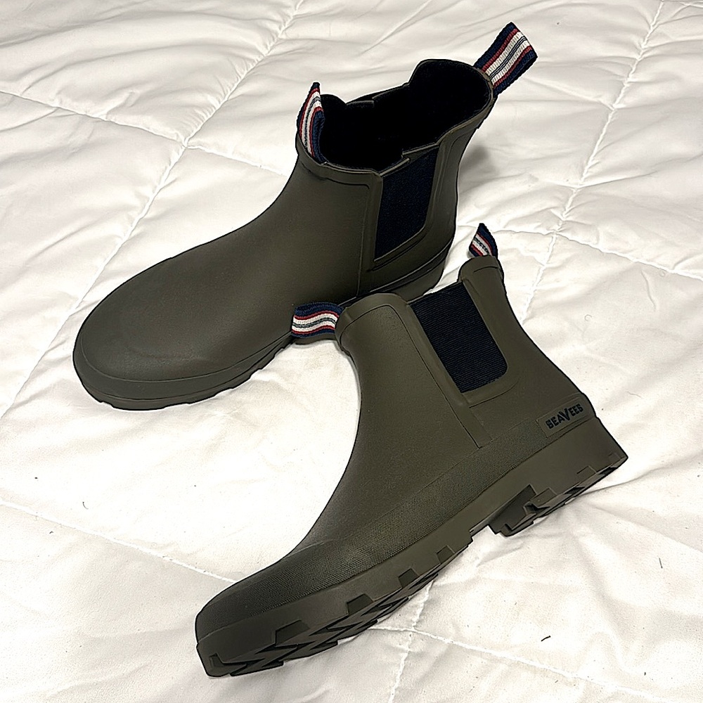 SeaVees raining boots “rubber” size 10.5